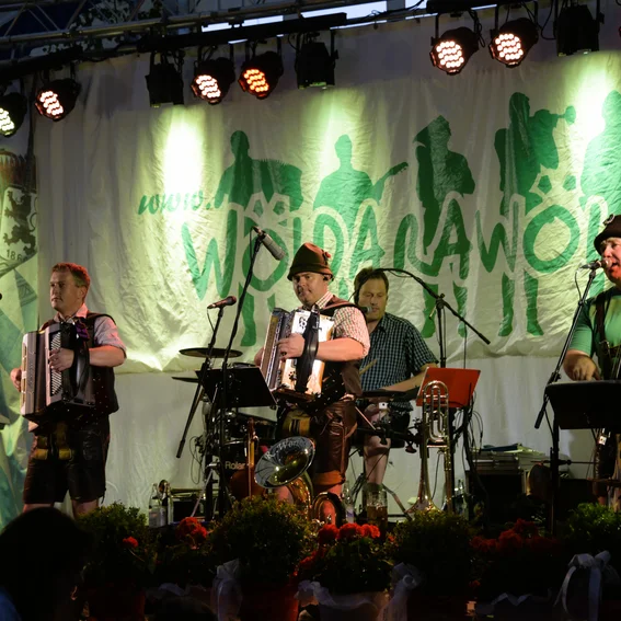 Samstag Band.JPG